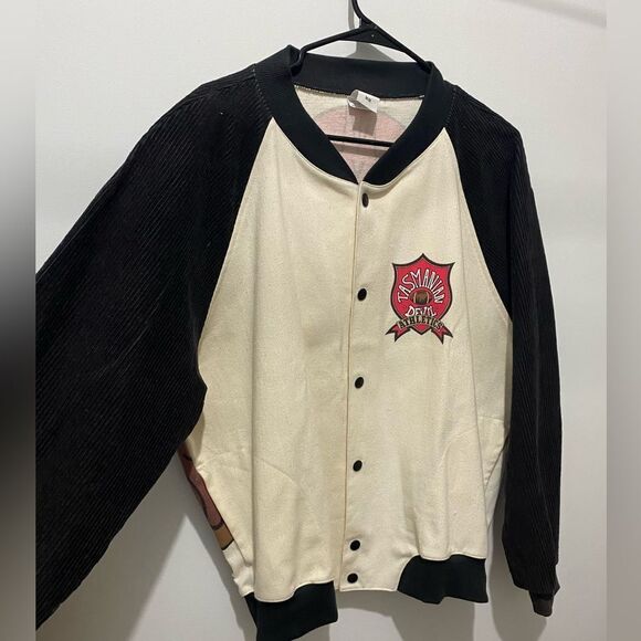 Vintage looney tunes 1992 jacket - Picture 2 of 15